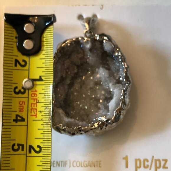 Womens Clear Druzy Quartz Geode Pendant, Earrings, Ring with Chain set.BRAND NEW - Picture 3 of 6